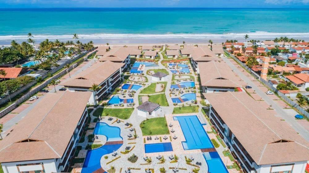 Отель Bangalo Beira Mar Em Порту-де-Галиньяш Экстерьер фото